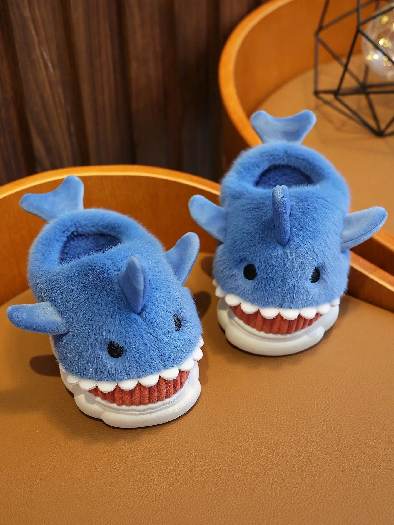 1 Pair Toddler Boys' Plush Shark Design Slip-On House Slippers, Suitable For Winter
