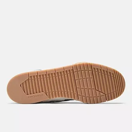 NB Numeric 440 V2 Trail Low - Sea Salt with Deep Ocean