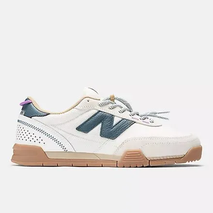 NB Numeric 440 V2 Trail Low - Sea Salt with Deep Ocean