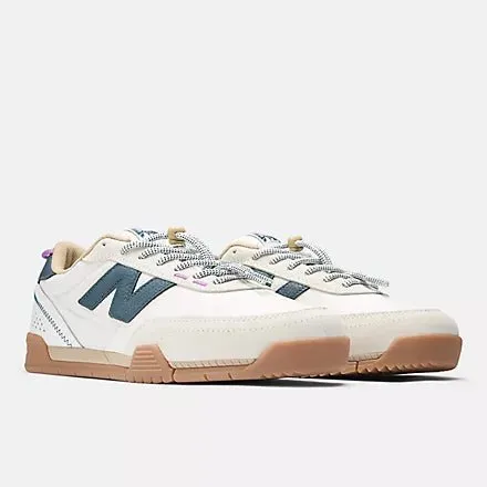 NB Numeric 440 V2 Trail Low - Sea Salt with Deep Ocean